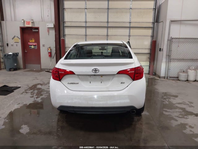5YFBURHE7JP758619 Toyota COROLLA SE