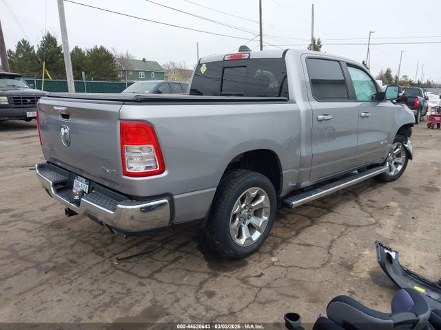2019 RAM 1500 1C6SRFFT6KN650094 Photo 3