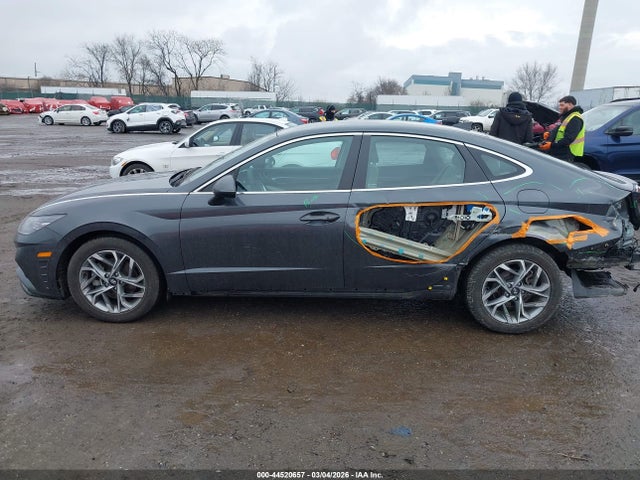 2023 Hyundai Sonata Sel მანქანა იყიდება აუქციონზე, vin: KMHL64JA7PA311886, აუქციონის ნომერი: 44520657