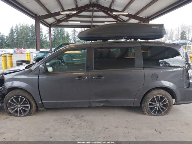 2C4RDGEG5JR324305 Dodge Grand Caravan Gt