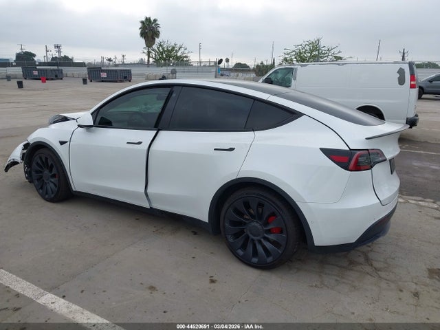7SAYGDEF4NF344333 Tesla Model Y Performance Dual Motor All-wheel Drive