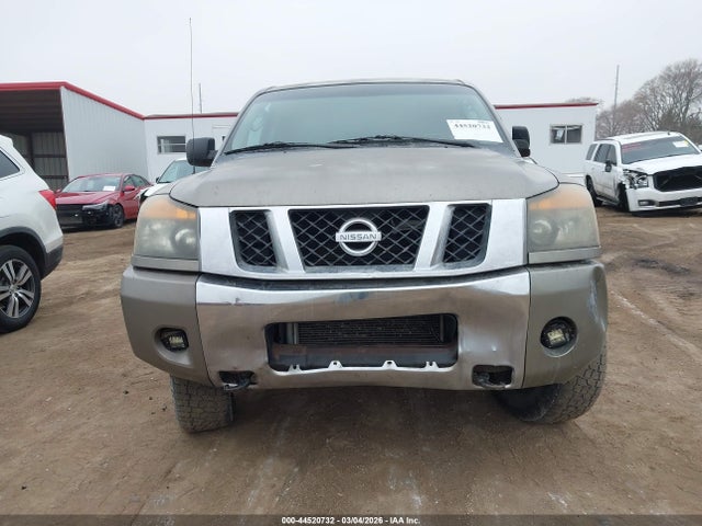 44520732 :رقم المزاد ، 1N6AA07C59N315374 vin ، 2009 Nissan Titan Se مزاد بيع