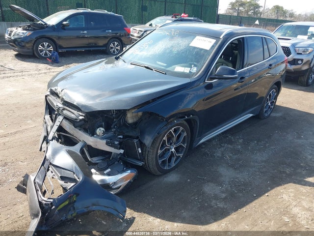 2021 BMW X1 WBXJG9C08M3M66055 Photo 1