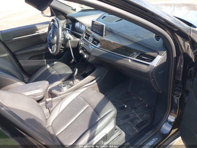 2021 BMW X1 WBXJG9C08M3M66055 Photo 4