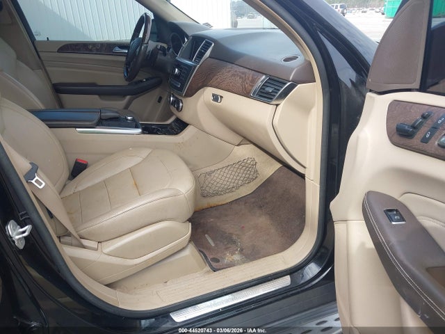Продаж на аукціоні авто 2015 Mercedes-benz Ml 350, vin: 4JGDA5JB6FA567663, номер лоту: 44520743
