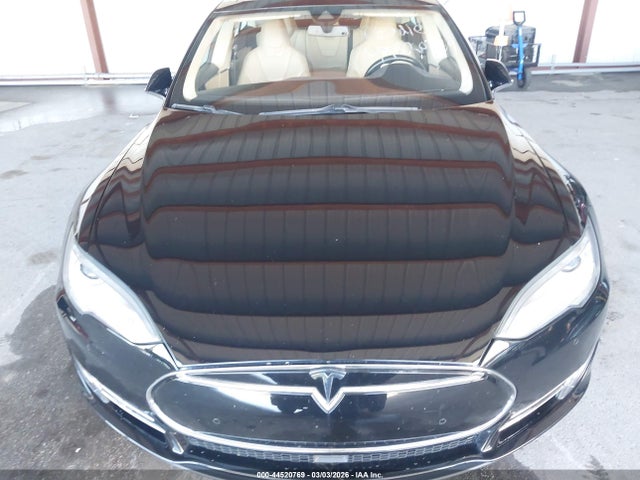 2015 TESLA MODEL S 5YJSA1H27FFP69400 Photo 9