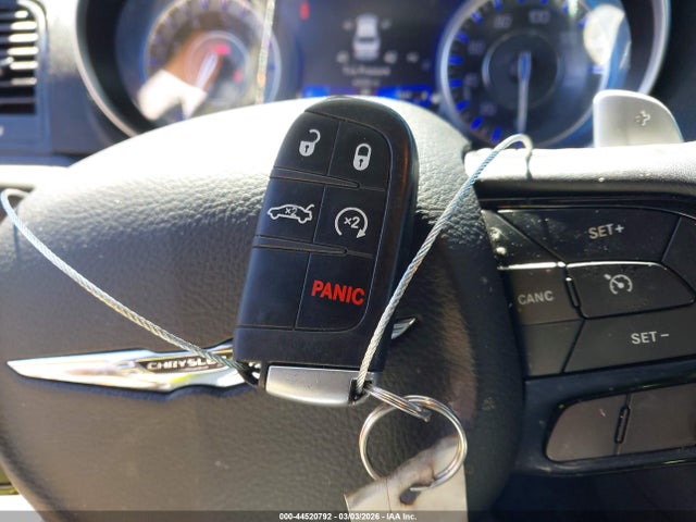 2021 CHRYSLER 300 2C3CCABG7MH636974 Photo 10