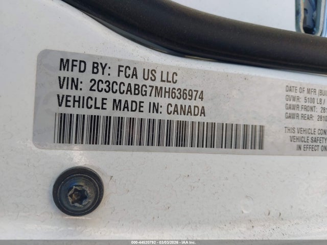 2021 CHRYSLER 300 2C3CCABG7MH636974 Photo 8