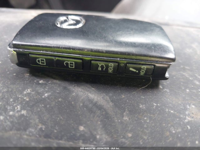 44520790 :رقم المزاد ، 3MZBPADL2NM314510 vin ، 2022 Mazda Mazda3 مزاد بيع