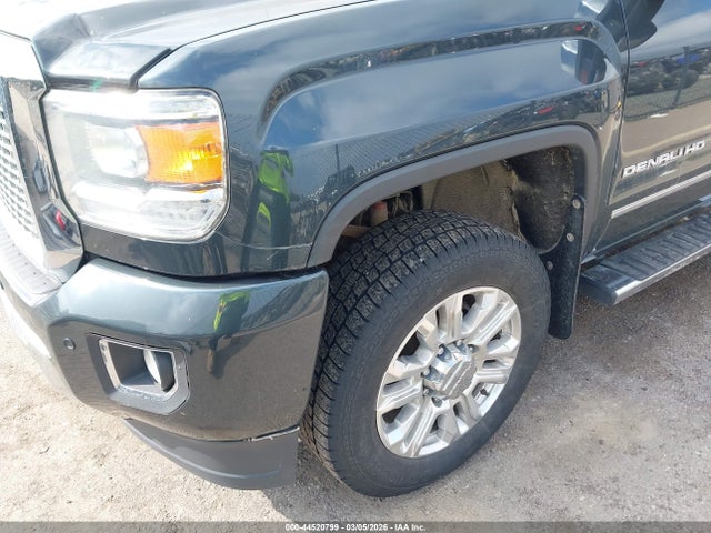 1GT12UEG9HF118276 GMC Sierra 2500hd Denali