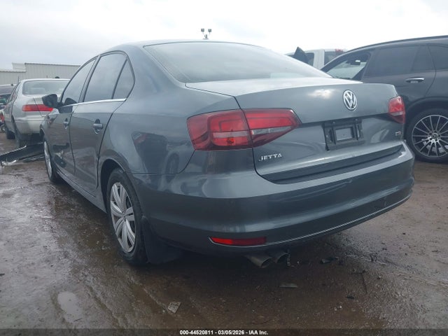 44520811 :رقم المزاد ، 3VW2B7AJ3HM272650 vin ، 2017 Volkswagen Jetta 1.4t S مزاد بيع
