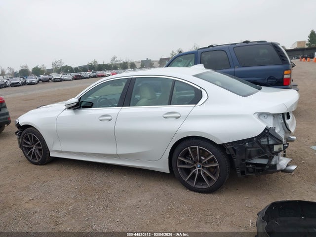 3MW5R1J00M8B80024 BMW 330I