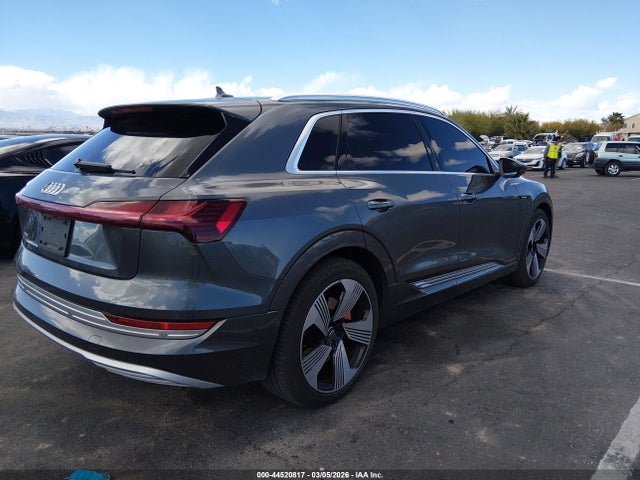 WA1VAAGE3KB008377 Audi E-tron Premium Plus