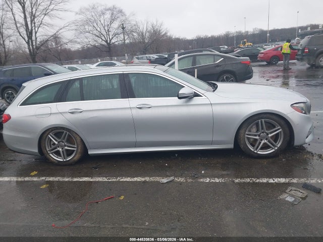 44520836 :رقم المزاد ، WDDZH6GB8HA151948 vin ، 2017 Mercedes-benz E 400 4matic مزاد بيع