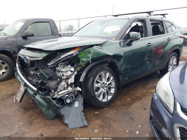 2023 Toyota Highlander Hybrid Limited მანქანა იყიდება აუქციონზე, vin: 5TDXBRCH9PS564297, აუქციონის ნომერი: 44520858