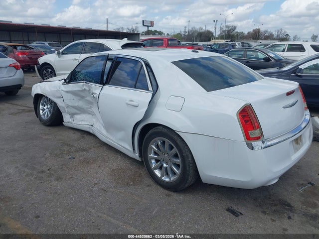 44520862 :رقم المزاد ، 2C3CCAAG4EH373393 vin ، 2014 Chrysler 300 مزاد بيع