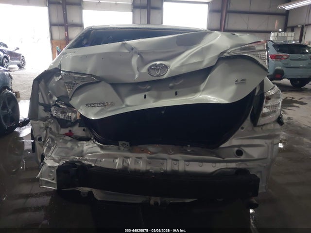 2T1BURHE6GC665499 Toyota COROLLA LE
