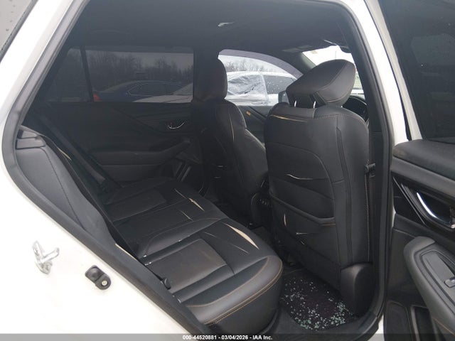 Продажа на аукционе авто 2022 Subaru Outback Wilderness, vin: 4S4BTGUD6N3197344, номер лота: 44520881