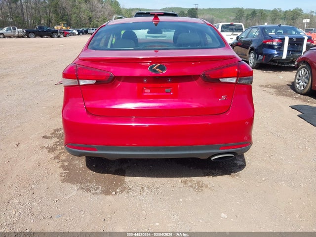 2018 Kia Forte S მანქანა იყიდება აუქციონზე, vin: 3KPFL4A78JE275404, აუქციონის ნომერი: 44520894