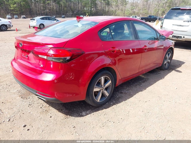 2018 Kia Forte S მანქანა იყიდება აუქციონზე, vin: 3KPFL4A78JE275404, აუქციონის ნომერი: 44520894