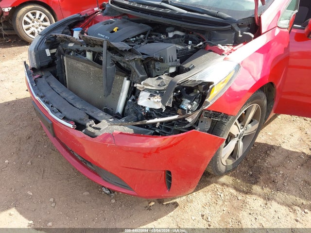 2018 Kia Forte S მანქანა იყიდება აუქციონზე, vin: 3KPFL4A78JE275404, აუქციონის ნომერი: 44520894