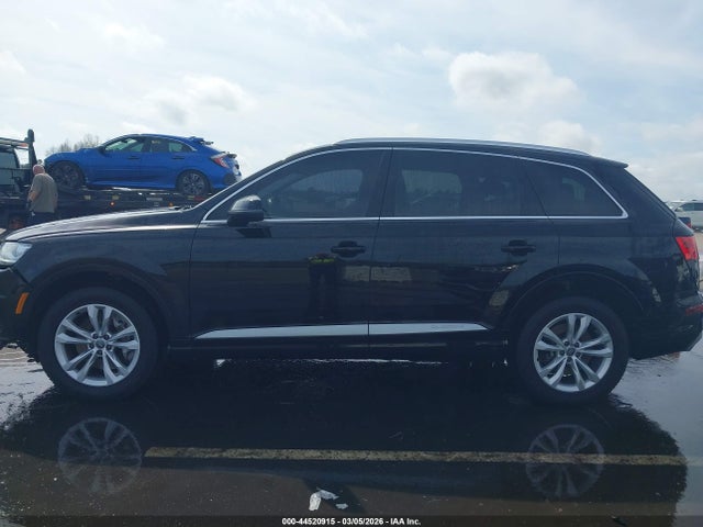 44520915 :رقم المزاد ، WA1AAAF78KD010339 vin ، 2019 Audi Q7 55 Premium/55 Se Premium مزاد بيع