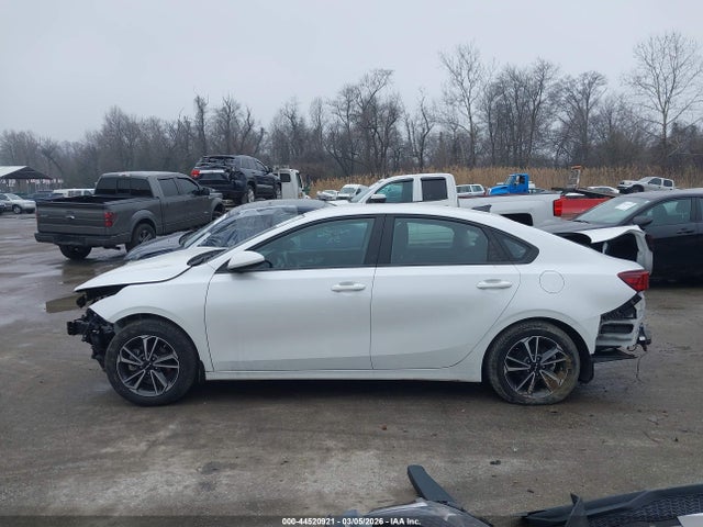 Продаж на аукціоні авто 2024 Kia Forte Lxs, vin: 3KPF24AD1RE735524, номер лоту: 44520921