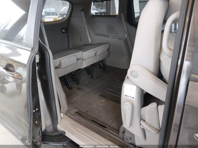 KIA SEDONA LX 2016 KNDMB5C10G6086785 Image 8