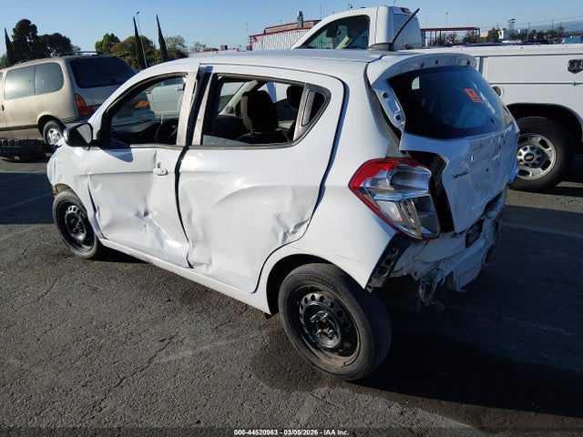 Chevrolet Spark Ls Cvt 2018 KL8CB6SA6JC456951 Image 3