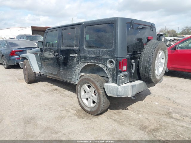 2016 JEEP WRANGLER UNLIMITED 1C4BJWDGXGL304574 Photo 2