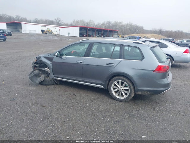 2017 VOLKSWAGEN GOLF ALLTRACK 3VWH17AU3HM523139 Photo 2
