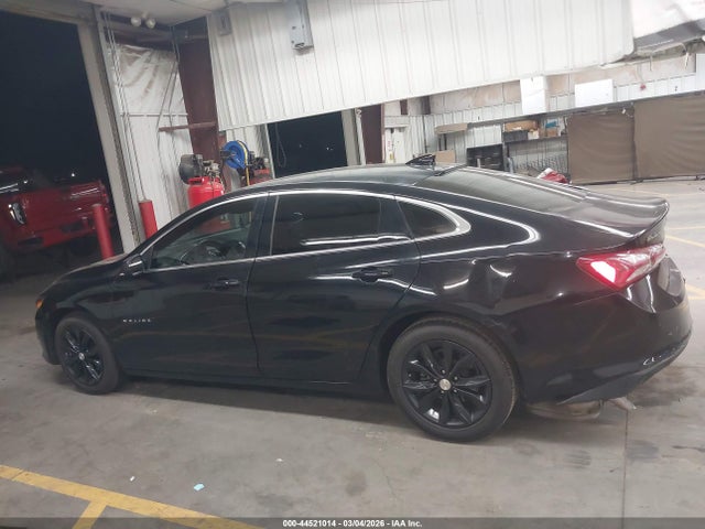 1G1ZD5ST9LF090128 Chevrolet Malibu Fwd Lt