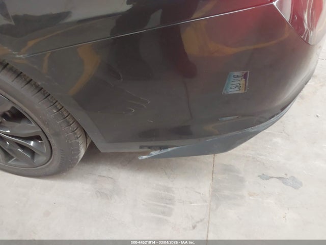1G1ZD5ST9LF090128 Chevrolet Malibu Fwd Lt