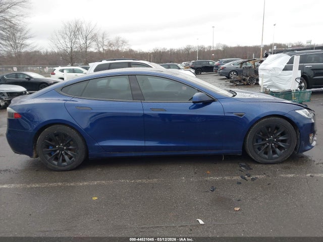 2016 Tesla Model S 60d/70d/75d/85d/90d მანქანა იყიდება აუქციონზე, vin: 5YJSA1E2XGF138338, აუქციონის ნომერი: 44521045