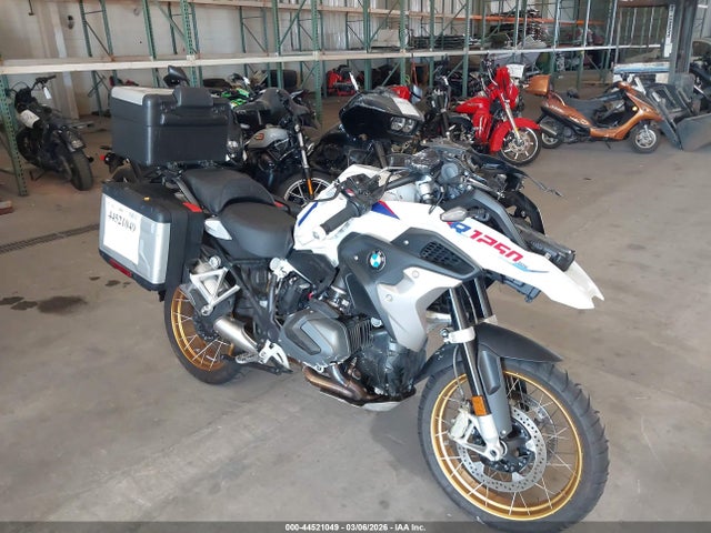 2023 BMW R 1250 WB10M0302P6H85547