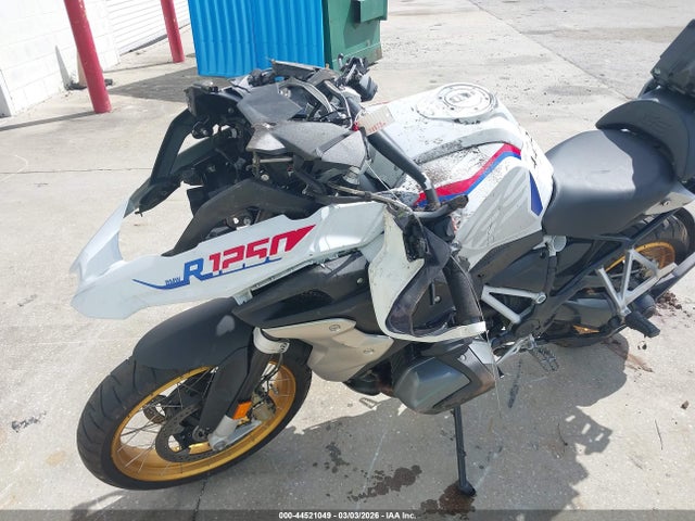 Продажа на аукционе авто 2023 Bmw R 1250 Gs, vin: WB10M0302P6H85547, номер лота: 44521049