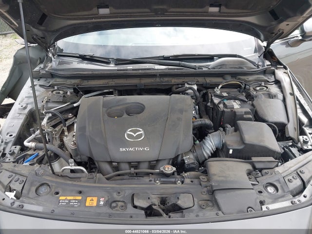JM1BPAML8M1335716 Mazda Mazda3 Premium