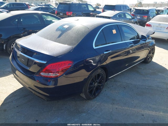 55SWF4JBXJU266420 Mercedes-Benz C 300