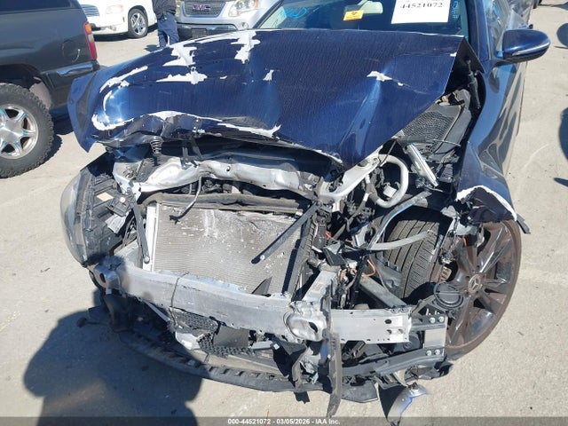 55SWF4JBXJU266420 Mercedes-Benz C 300