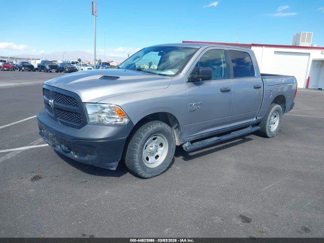 1C6RR7KG0KS638182 RAM 1500 Classic Tradesman 4x4 5&#039;7 Box