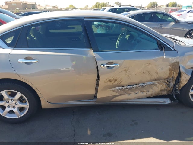 Nissan Altima 2.5 S 2015 1N4AL3AP8FN340989 Image 13