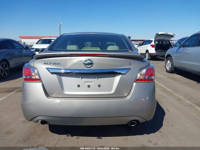 Nissan Altima 2.5 S 2015 1N4AL3AP8FN340989 Image 16