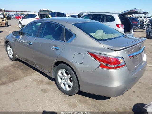 Nissan Altima 2.5 S 2015 1N4AL3AP8FN340989 Image 3