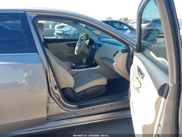 Nissan Altima 2.5 S 2015 1N4AL3AP8FN340989 Image 5