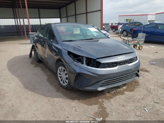 2024 Kia Forte Lx მანქანა იყიდება აუქციონზე, vin: 3KPF24AD4RE754469, აუქციონის ნომერი: 44521127