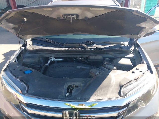 Honda Pilot Touring 2017 5FNYF6H94HB035502 Image 10