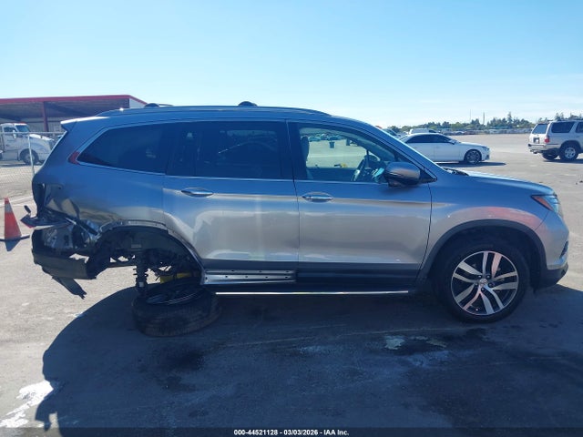 Honda Pilot Touring 2017 5FNYF6H94HB035502 Image 14