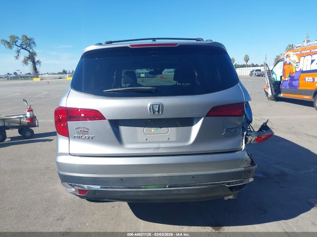 Honda Pilot Touring 2017 5FNYF6H94HB035502 Image 17