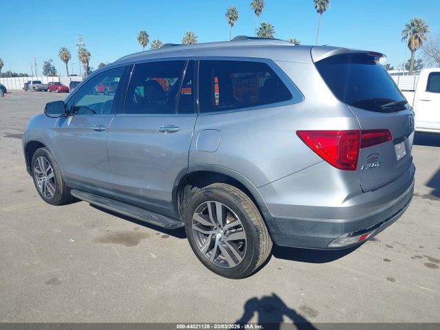 Honda Pilot Touring 2017 5FNYF6H94HB035502 Image 3