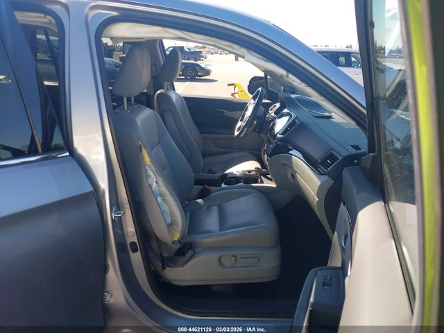 Honda Pilot Touring 2017 5FNYF6H94HB035502 Image 5